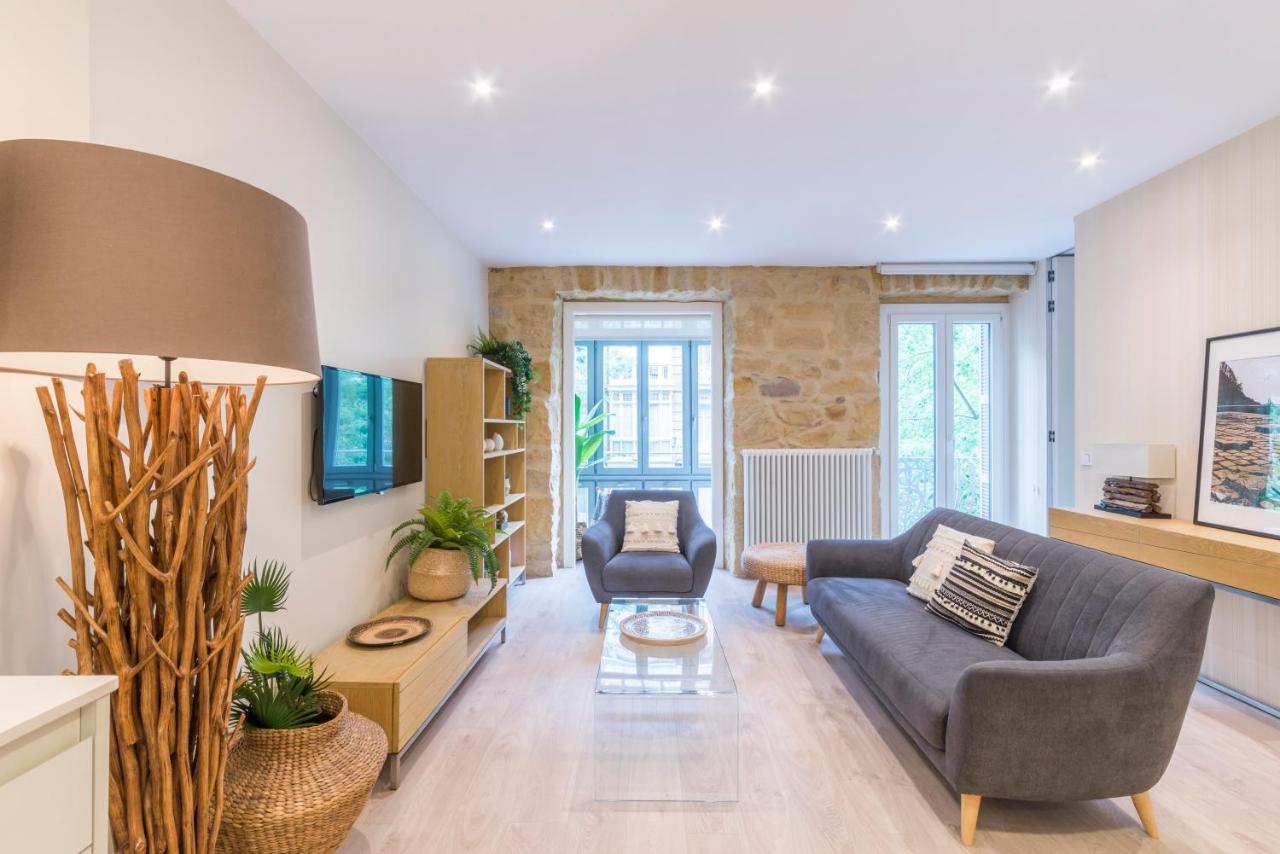 Apartamentos Bellas Artes San Sebastián Eksteriør billede